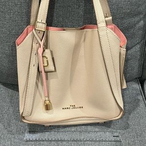 Marc Jacobs Large Hobo Bag in Excellent Condition!